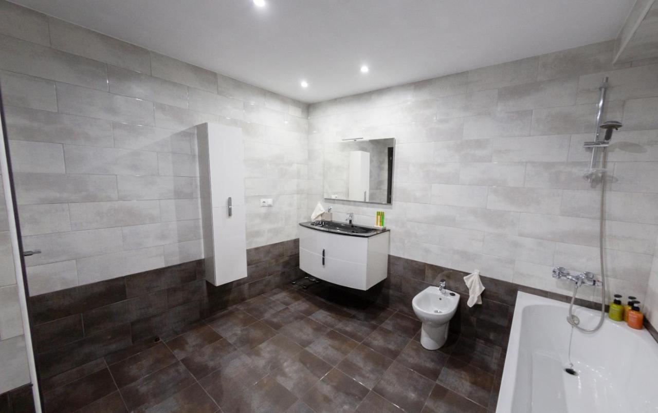 Luxury New Apartment City Centre & Beach, Alicante Luaran gambar