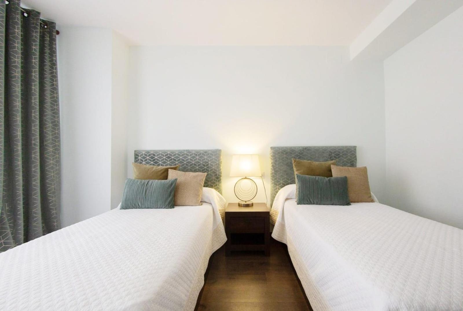 Luxury New Apartment City Centre & Beach, Alicante Luaran gambar